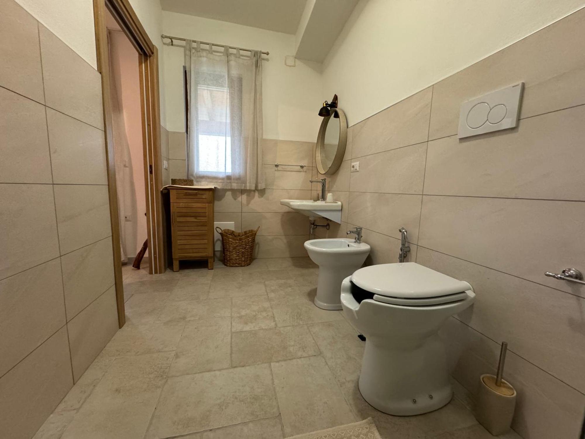 Domus La Roccia Hotel Pozzomaggiore ภายนอก รูปภาพ